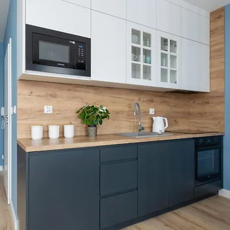 Pink & Blue Cozy Studio In By Renters *